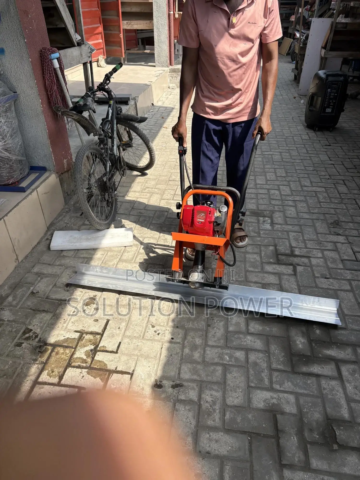 Leveling Screed