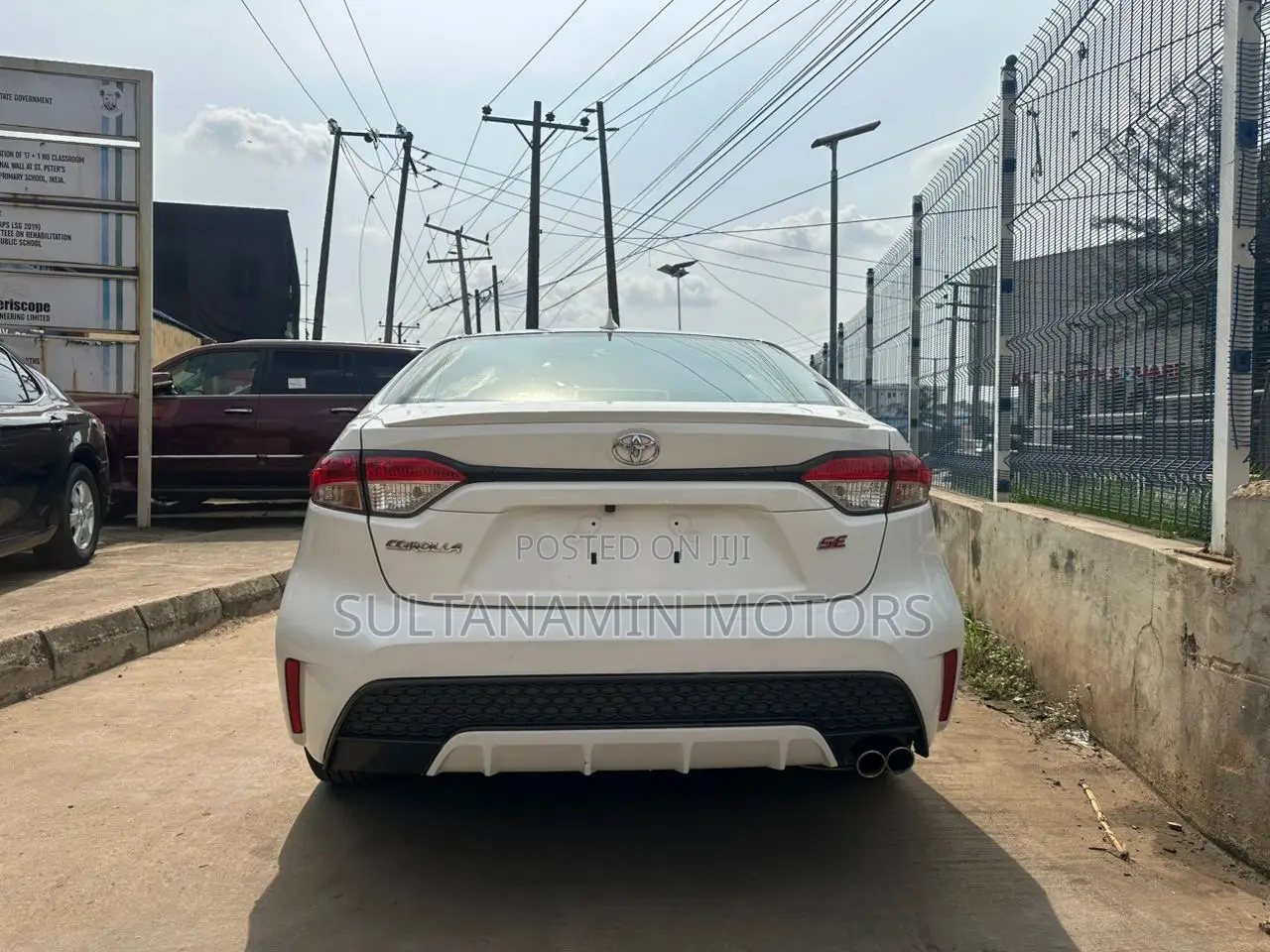Toyota Corolla LE 2020 White