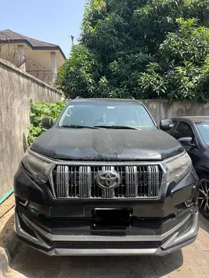 Toyota Land Cruiser Prado 2015 Black
