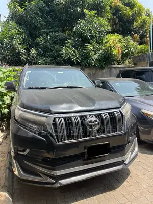 Toyota Land Cruiser Prado 2015 Black
