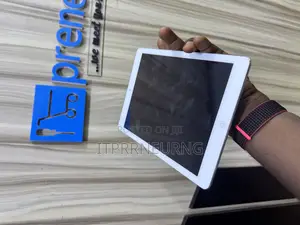 Apple iPad Air 16 GB Silver