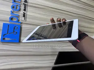 Apple iPad Air 16 GB Silver