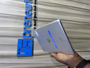 Apple iPad Air 16 GB Silver