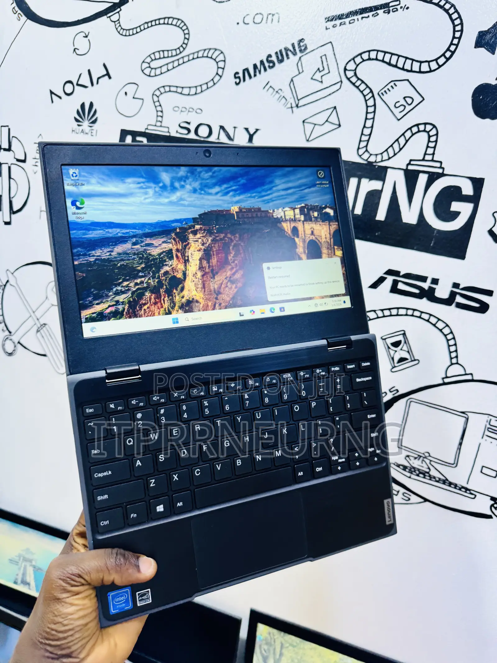 Laptop Lenovo 100e 4GB Intel SSD 128GB