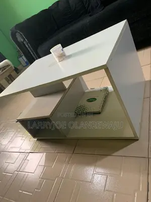Clean Center Table