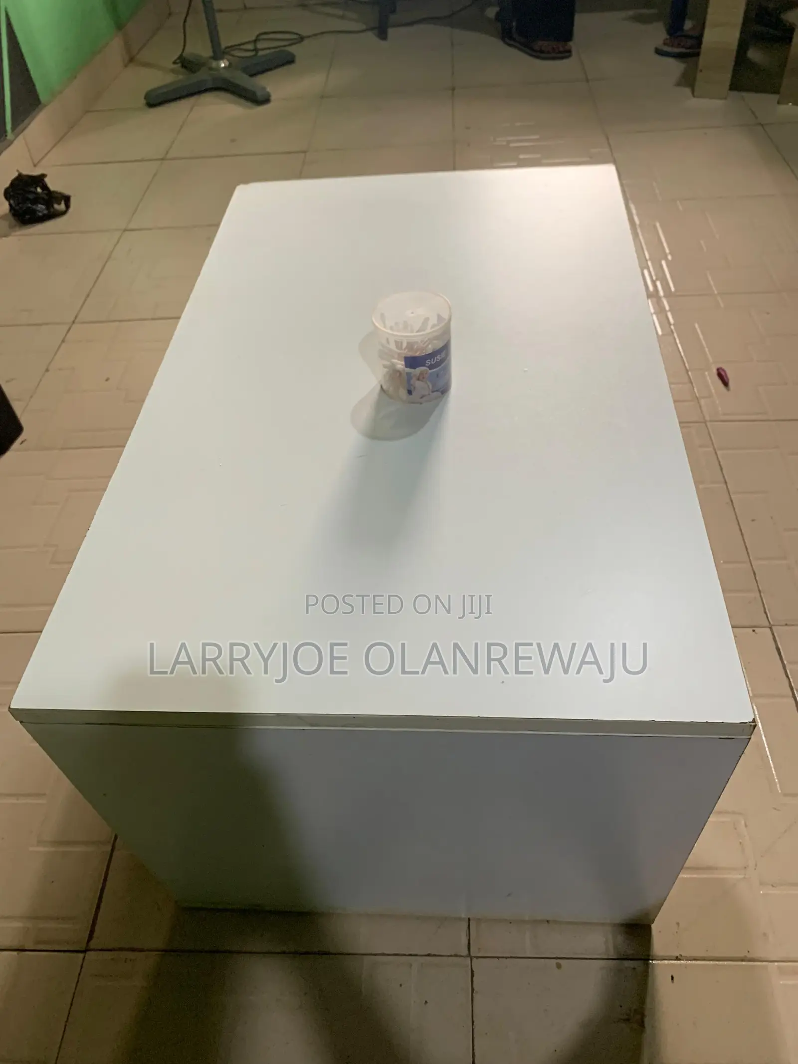 Clean Center Table
