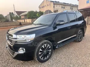 Toyota Land Cruiser 2020 Black