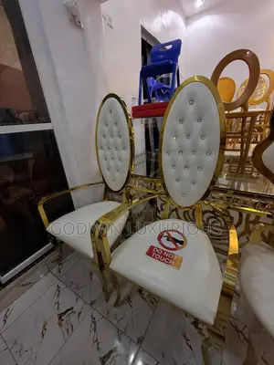 Armrest Event Chairs