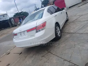 Honda Accord Sedan LX Automatic 2012 White