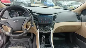 Hyundai Sonata Limited Sedan FWD (2.4L 4cyl 6A) 2012 Silver
