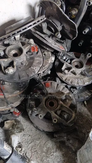 Ml 350 2018 Model Front Upper Arm Back Hub