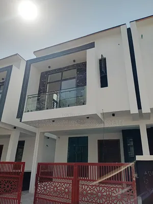 4bdrm Duplex in Ikota for sale