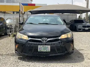 Toyota Camry SE 4dr Sedan (2.5L 4cyl 6A) 2016 Black