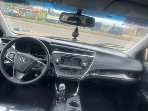 Toyota Avalon XLE 4dr Sedan (3.5L 6cyl 6A) 2014 Black