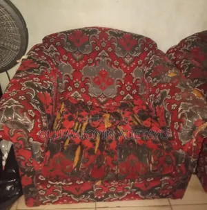 Three-Seater and Single With Angle