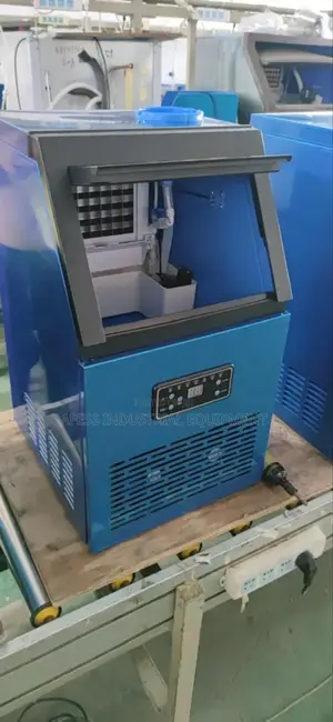 Ice Cube Maker