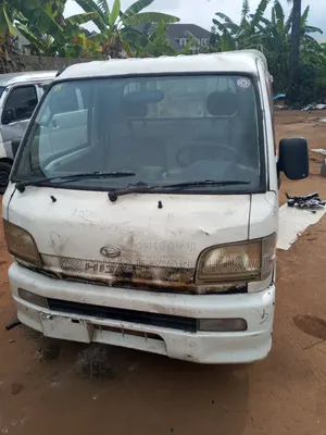 Daihatsu Hijet 2015 White