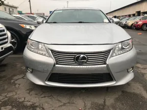 Lexus ES 350 FWD 2014 Silver