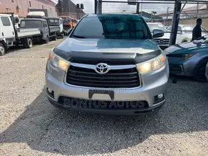 Toyota Highlander Limited 4dr SUV (3.5L 6cyl 6A) 2014 Silver