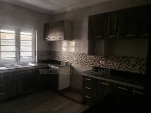 3bdrm Apartment in Ikeja Gra, Ikeja for rent