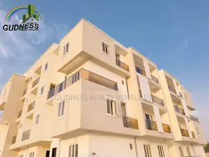 Furnished 3bdrm Maisonette in Lekki for sale