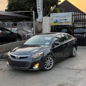 Toyota Avalon XLE Touring 4dr Sedan (3.5L 6cyl 6A) 2014 Gray
