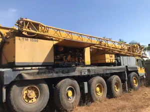 180 Tons Mobile Crane