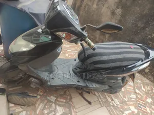 Yamaha 2016 Black