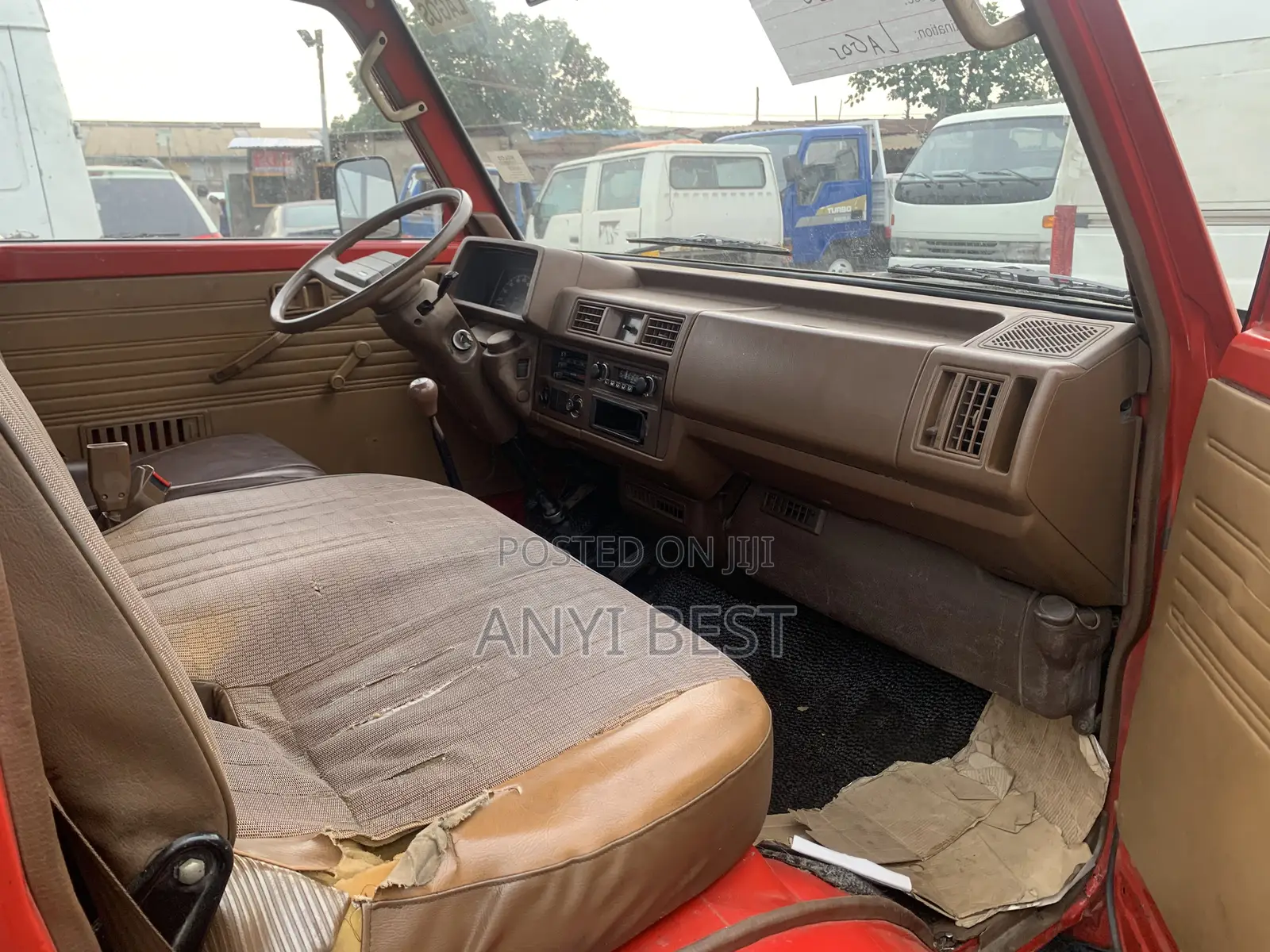 Mazda E2000