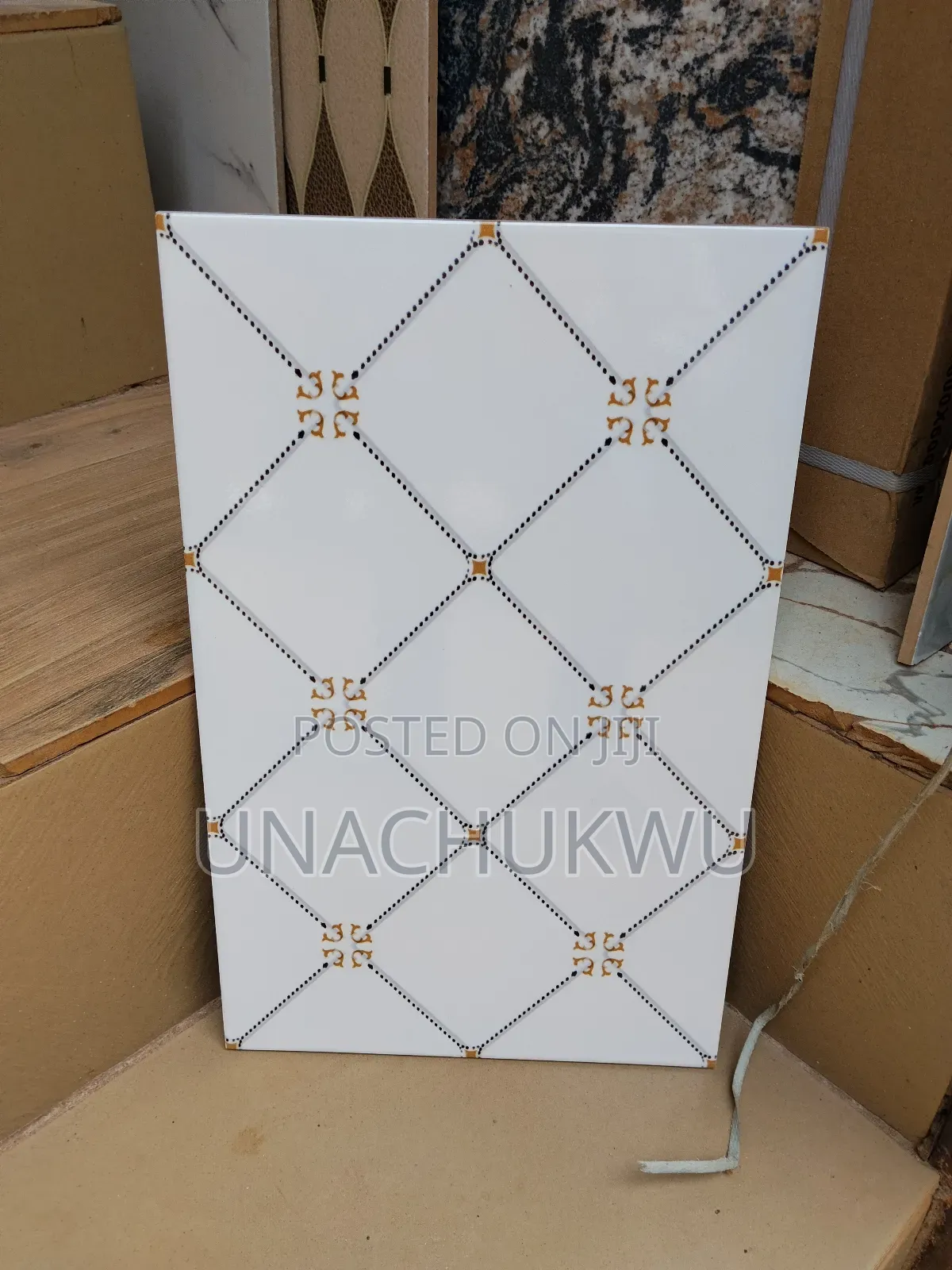 25/40 White Wall Pattern