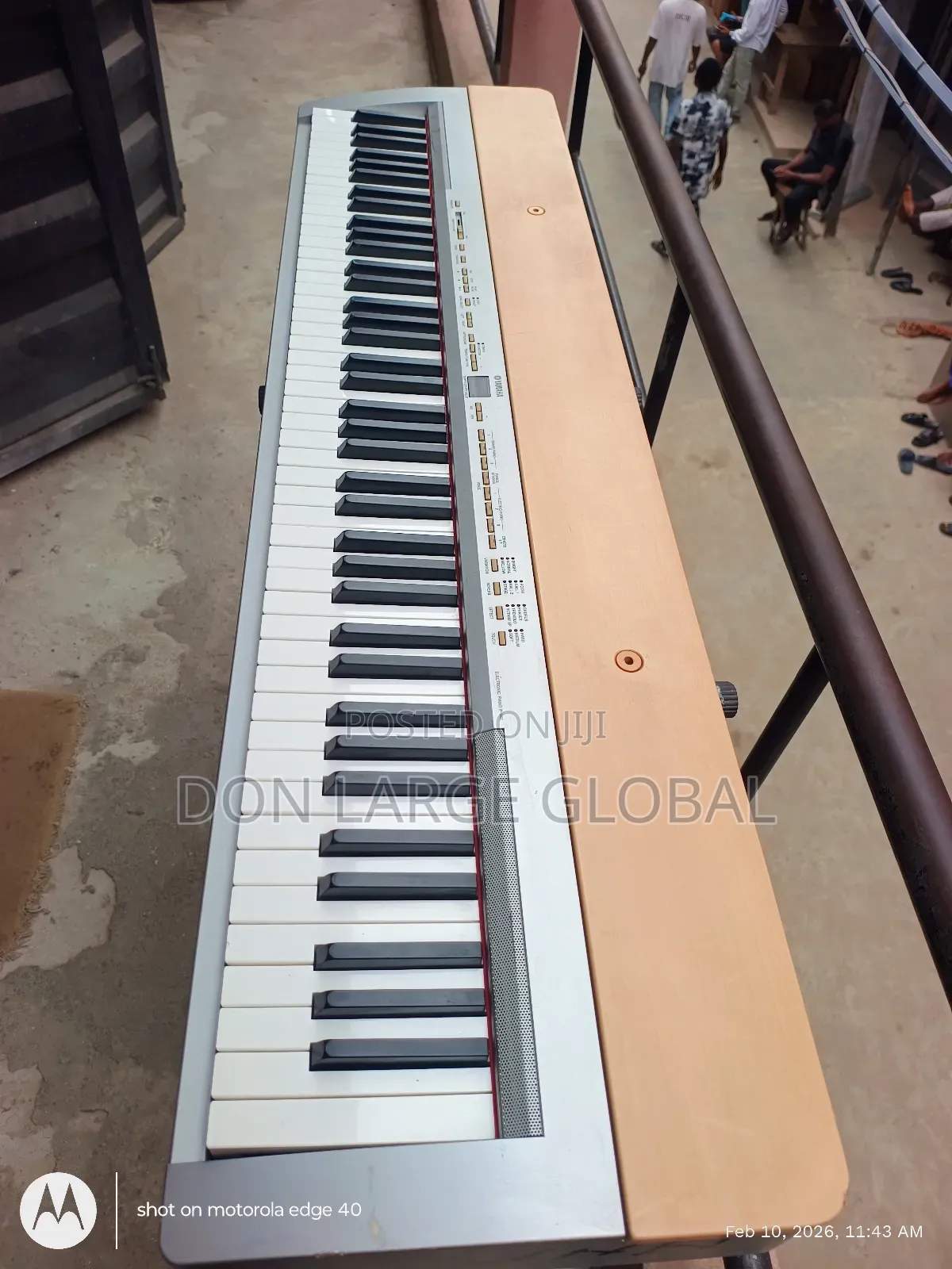 Yamaha P-140 Electric Piano