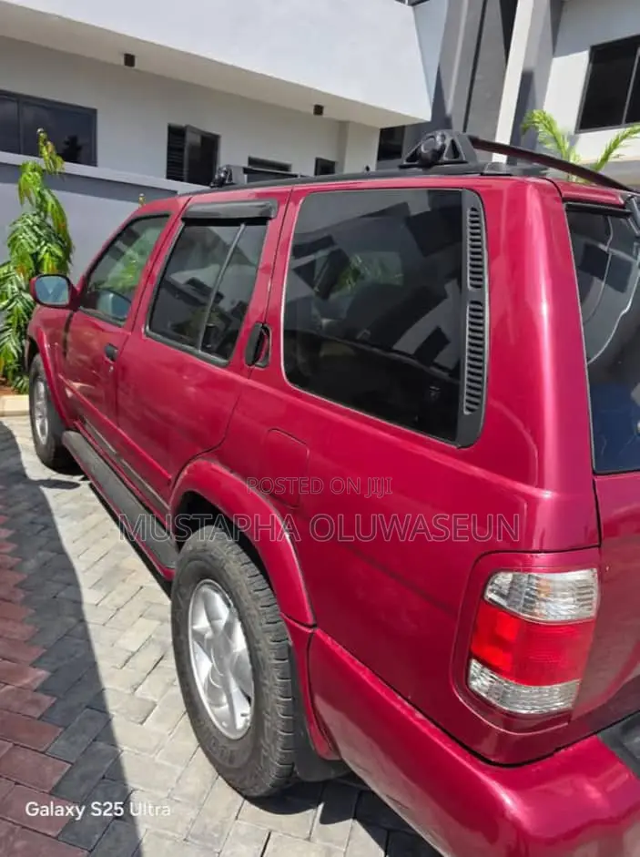 2002 Nissan Pathfinder