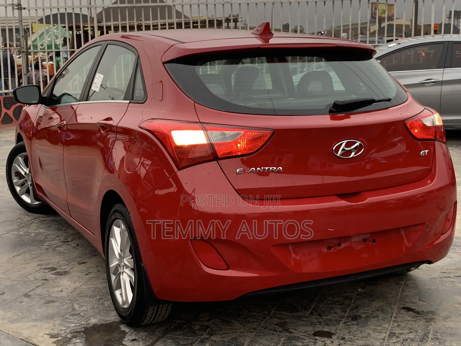 Hyundai Elantra GT 2013 Red