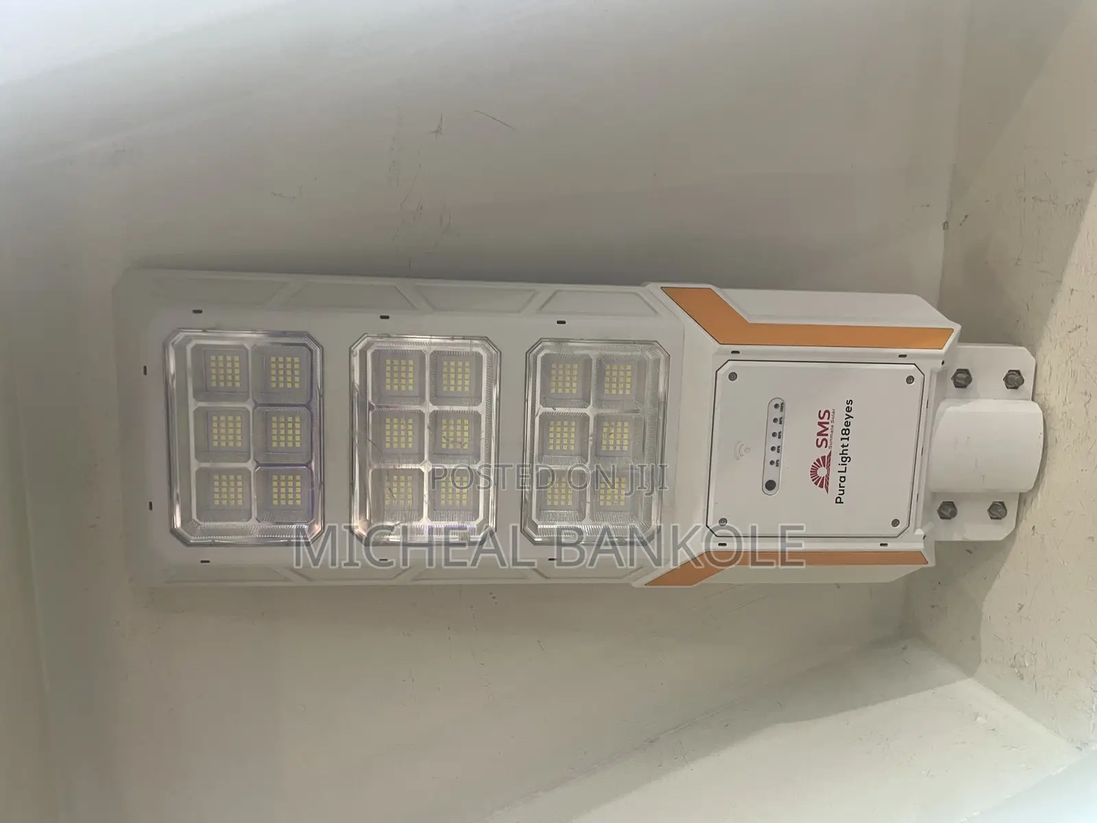 SMS Pura Light 18eyes Solar Street Light With Remote Control