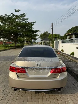 Honda Accord EX-L V-6 4dr Sedan FWD (3.5L 6cyl 6A) 2013 Gold
