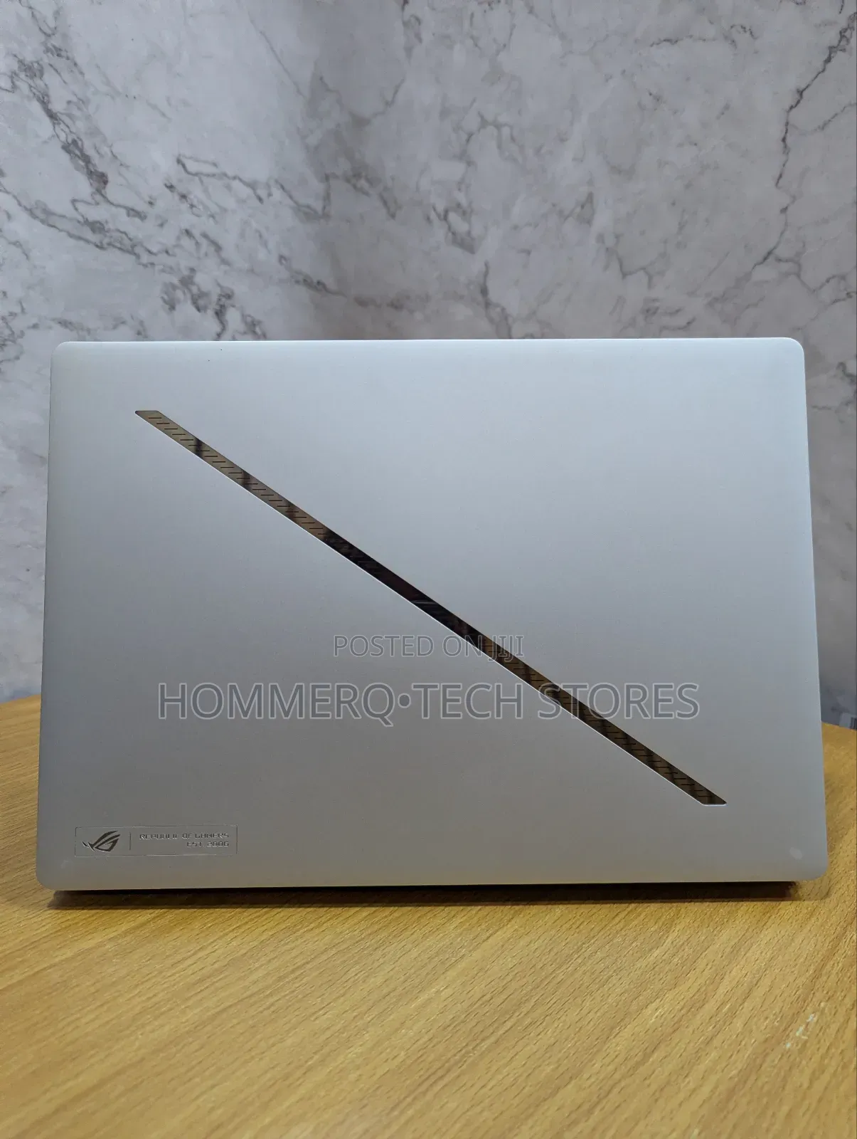 Laptop Asus ROG Zephyrus G14 16GB AMD Ryzen 9 SSD 1T