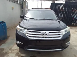 Toyota Highlander 2013 Black