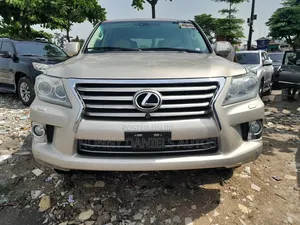 Lexus LX 570 AWD 2016 Gold