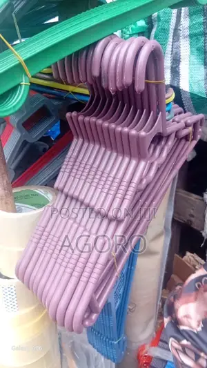 Plastic Hanger 12pcs