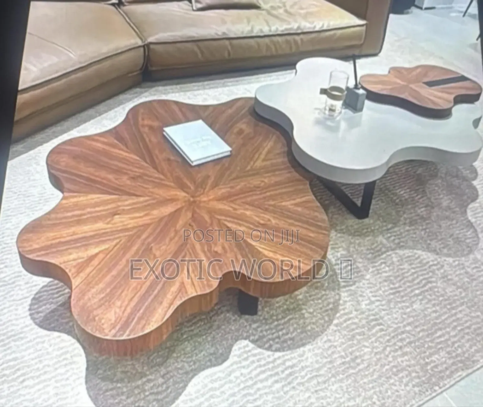 Exotic Office Centre Table for Home Use