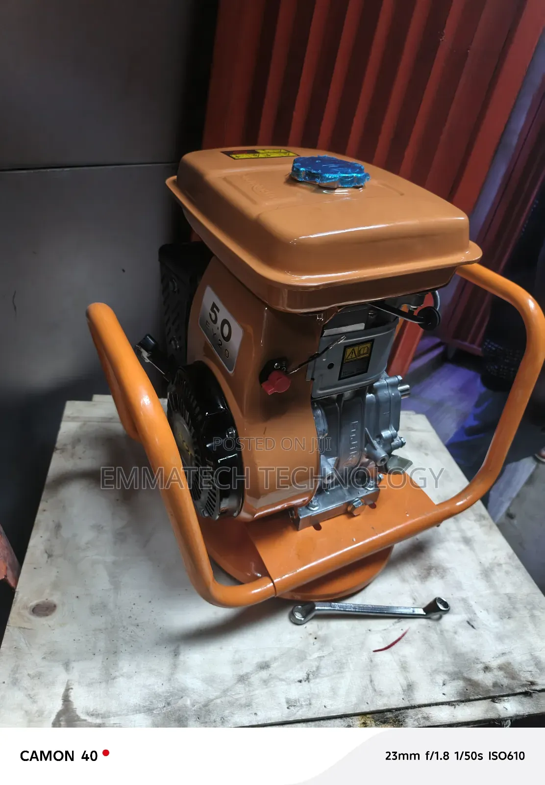 Poker Vibrator Machine
