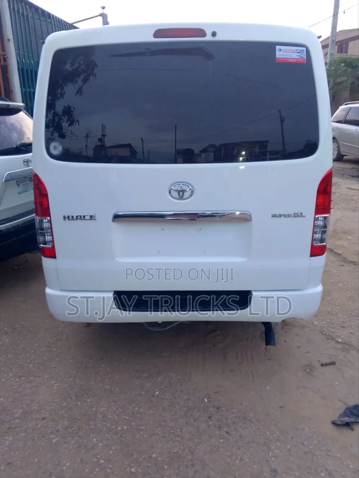Toyota HiAce 2014 White