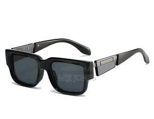 The Unbranded Classics - Timeless Shades