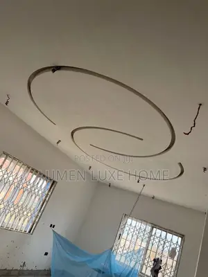 Seamless Pop Installation and Wall Skimming