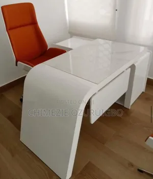 1.6m/1.8m White Executive Tables