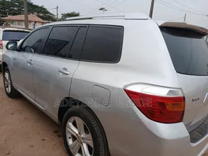 Toyota Highlander 2008 Silver