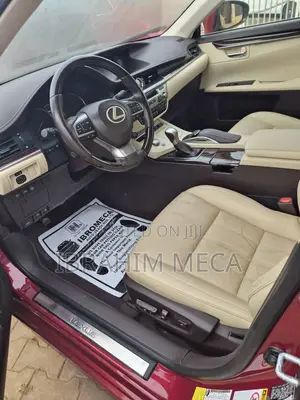 Lexus ES 250 2016 Burgundy