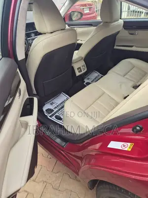Lexus ES 250 2016 Burgundy