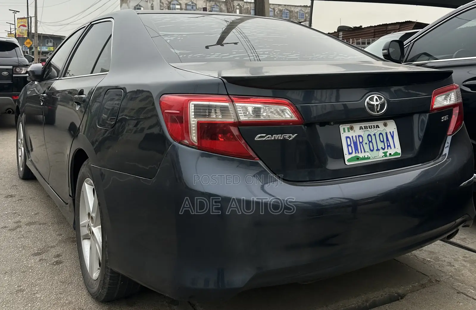 2013 Toyota Camry SE 4dr Sedan (2.5L 4cyl 6A)