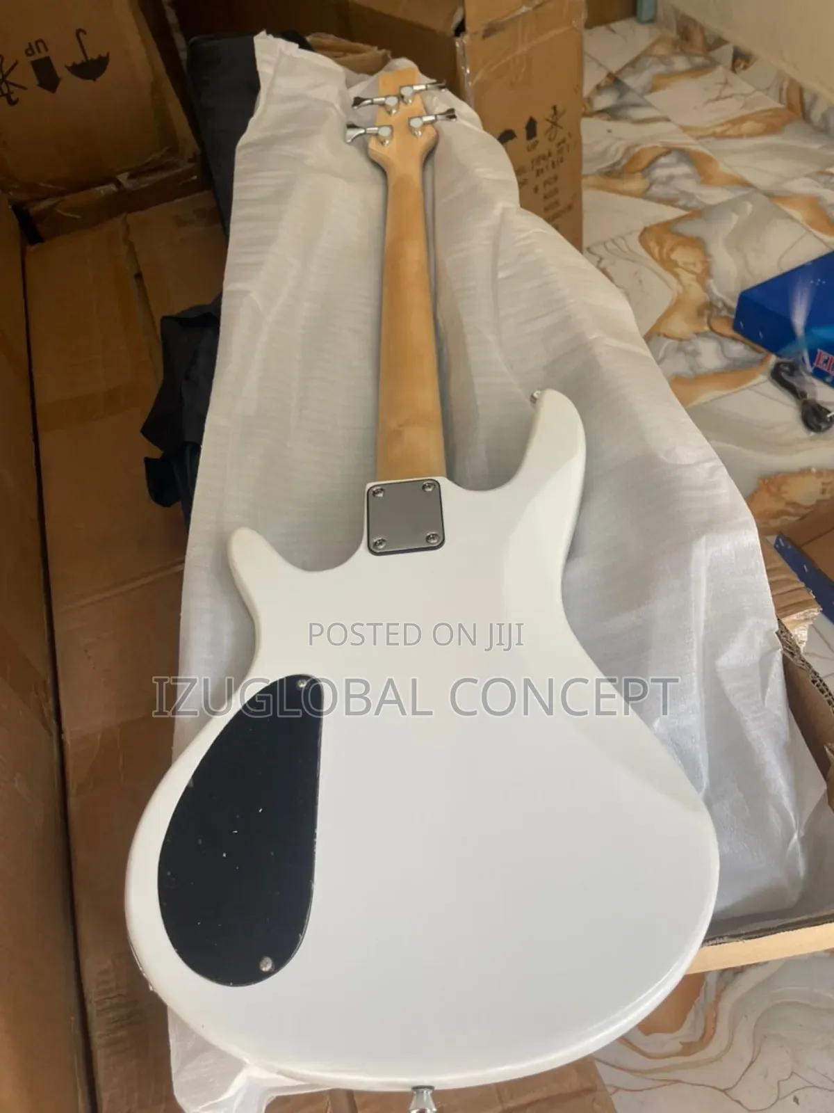 Professional 4strings  Passive Guitar